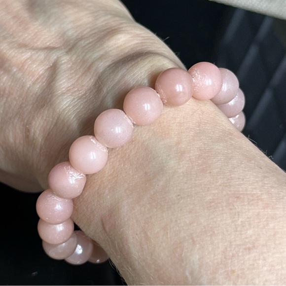 146.85CT 10mm Natural Pink Opal Stretchable Bracelet - Picture 3 of 14